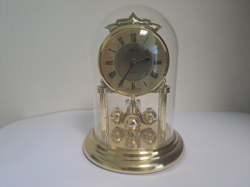 Hodiny ročné HERMLE 11-18 Quartz