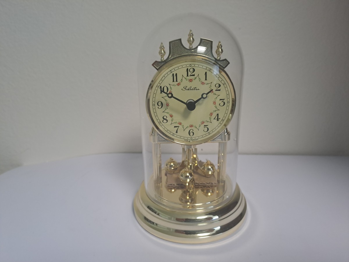 Hodiny ročné HERMLE 8-15 Quartz Hodiny ročné HERMLE 8-15 Quartz
